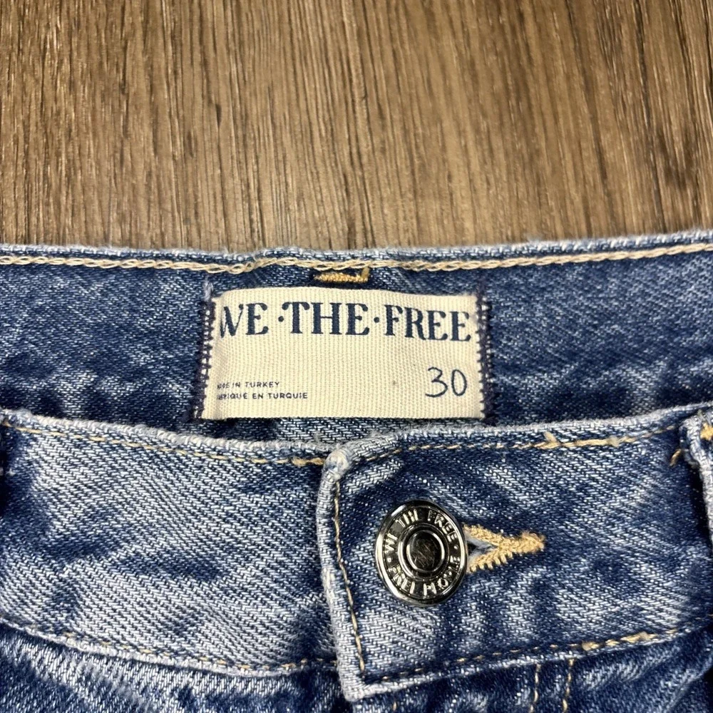 We The Free Ghost Town High Rise Long Distressed Women's Denim Shorts Size 30